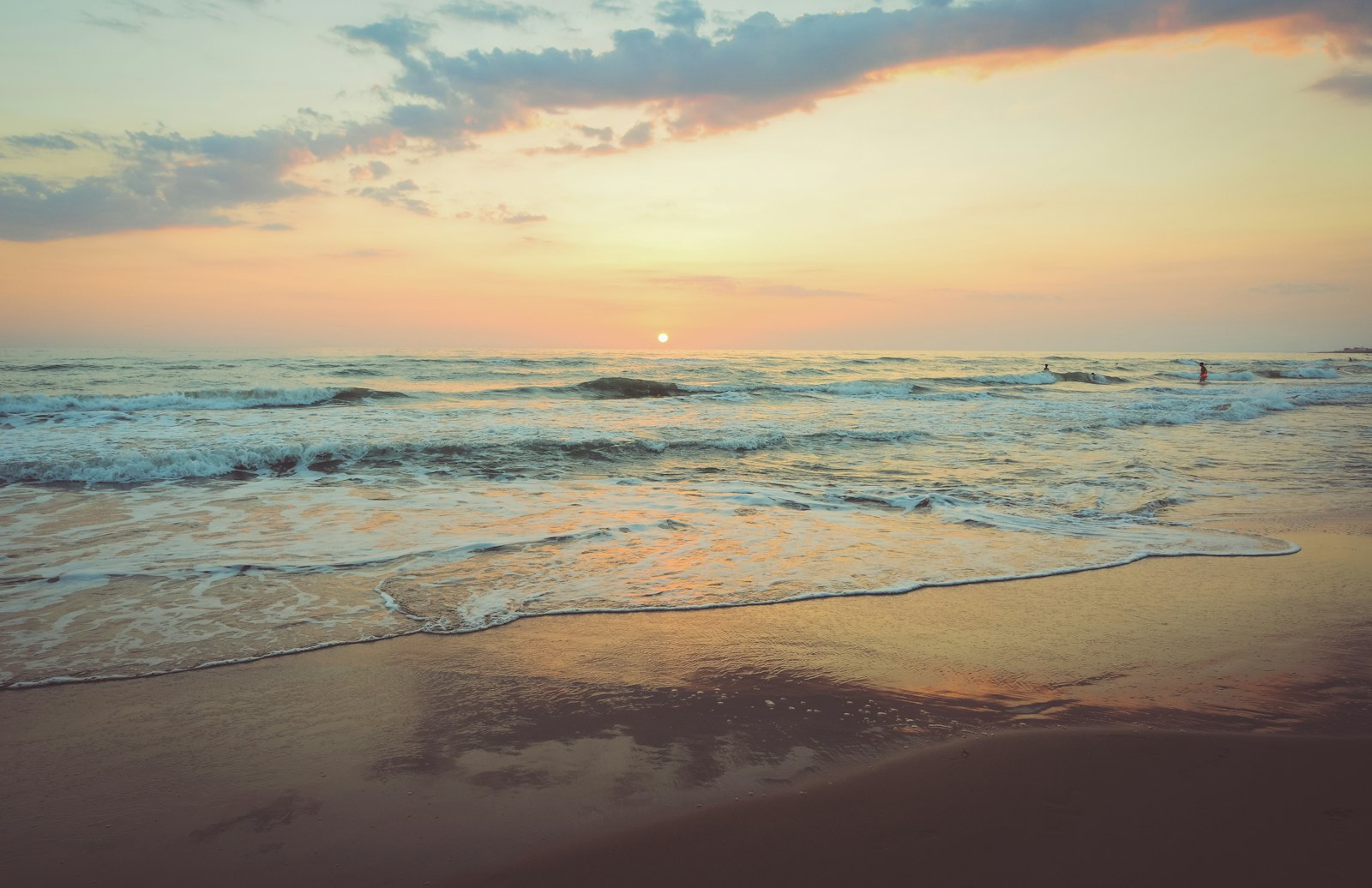 Paddle Into the Wind: How to Time a SWFL Trip So the Way Back Is Easy